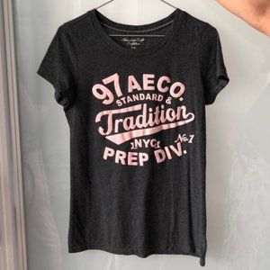♦️ NEW American Eagle Outfitters Graphic T-Shirt M